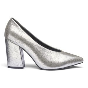 NWT Silver Metallic Block Heels